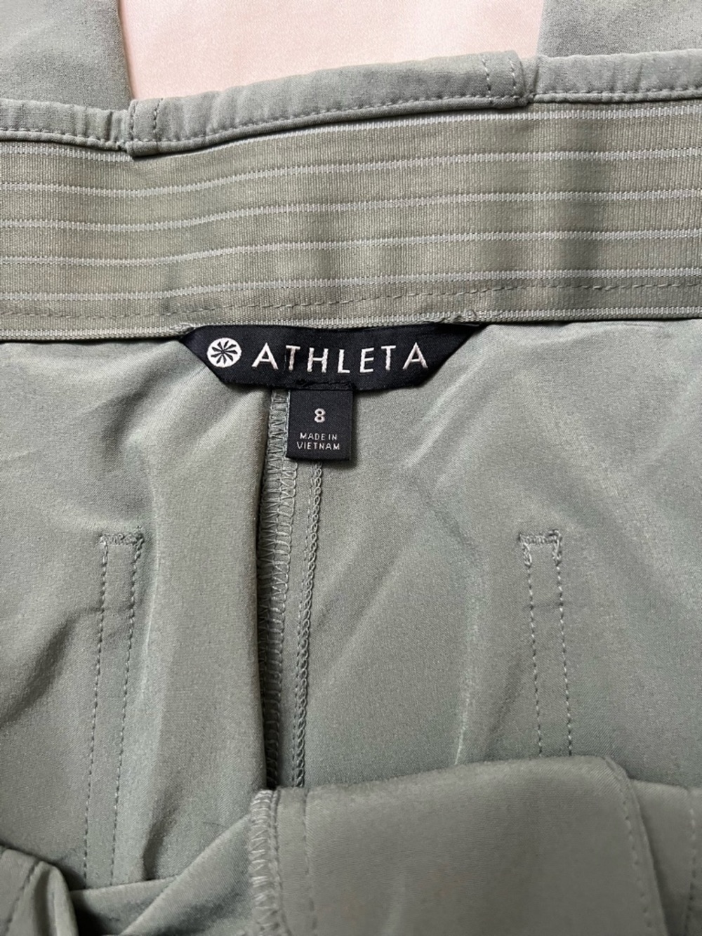 Athleta Green Tribeca Utility Crop Pant Laurel Olive sz 8 - Picture 6 of 6